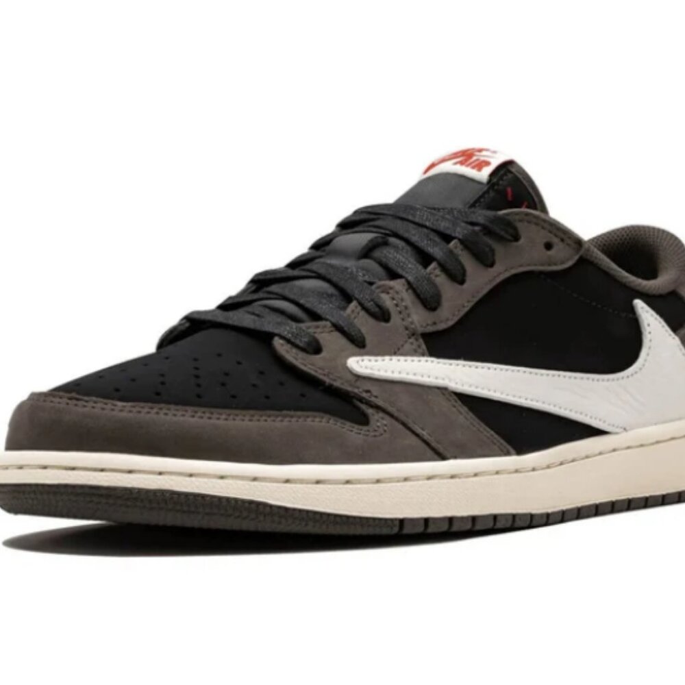 Travis Scott X Air Jordan 1 Low 'Mocha' Sneaker